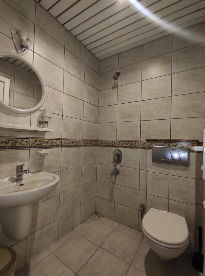 Hotel Nayla Istanbul Exteriör bild