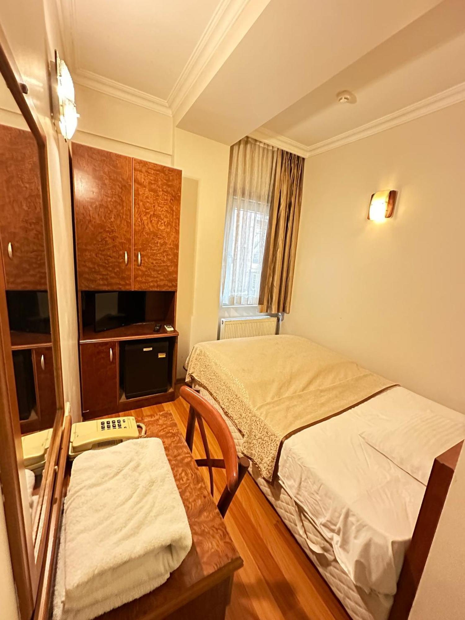 Hotel Nayla Istanbul Exteriör bild